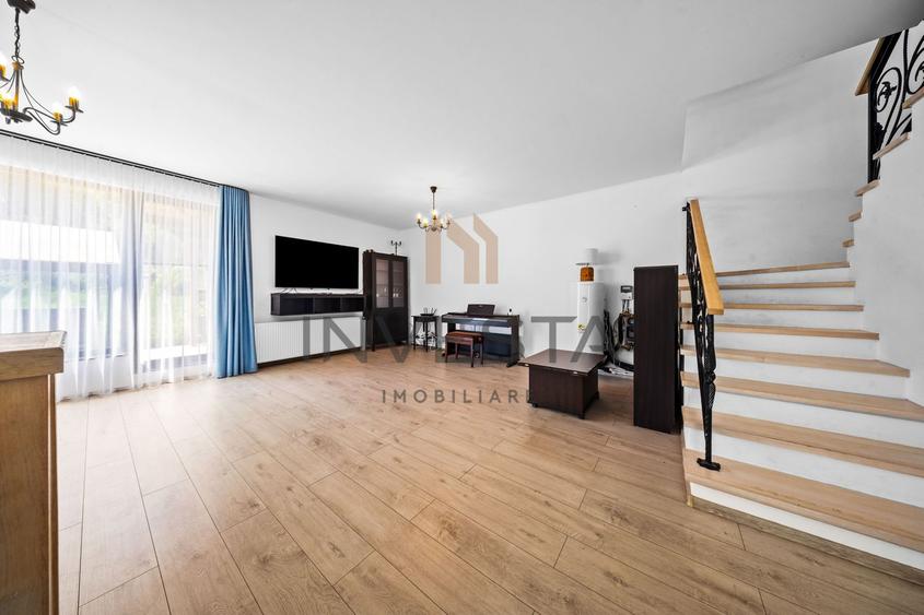 Duplex White House | Energie proprie | langa padure si VIVO - Razoare