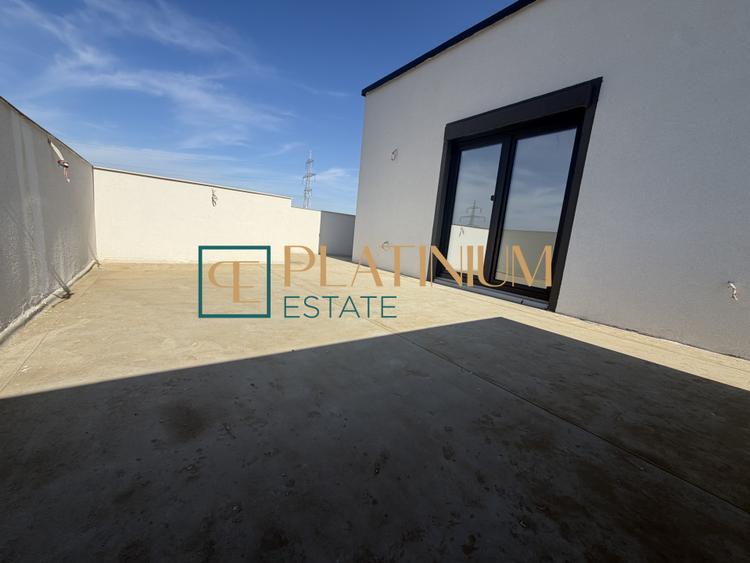 P5027 PENTHOUSE DECOMANDAT cu 3 camere zona LAC DUMBRAVITA