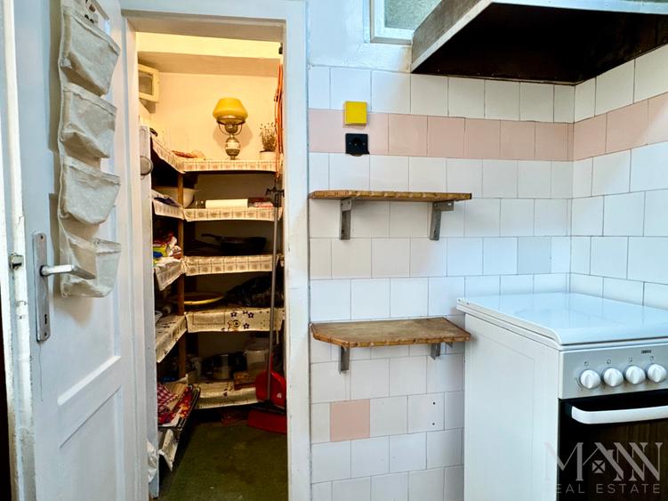 Apartament 2 camere de vanzare + boxa | Central, Oradea