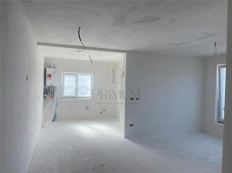 Duplex spatios - 3 dormitoare - asfalt - 415 mp teren
