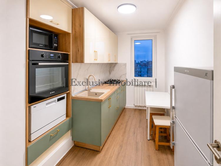 Apartament 2 camere | Renovat complet-Totul Nou | Str. Traian | Parcare