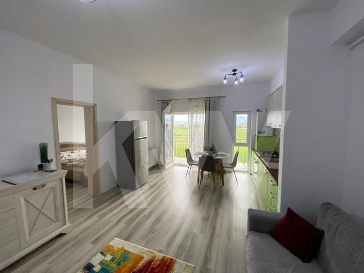 Apartament 2 camere de inchiriat 44 mpu parcare balcon zona Magnolia
