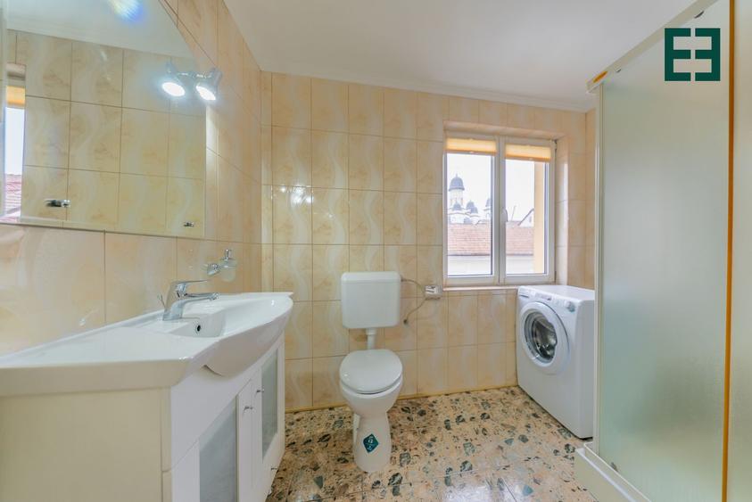 De închiriat - Apartament la casă cu 2 camere zona UTA - Arad