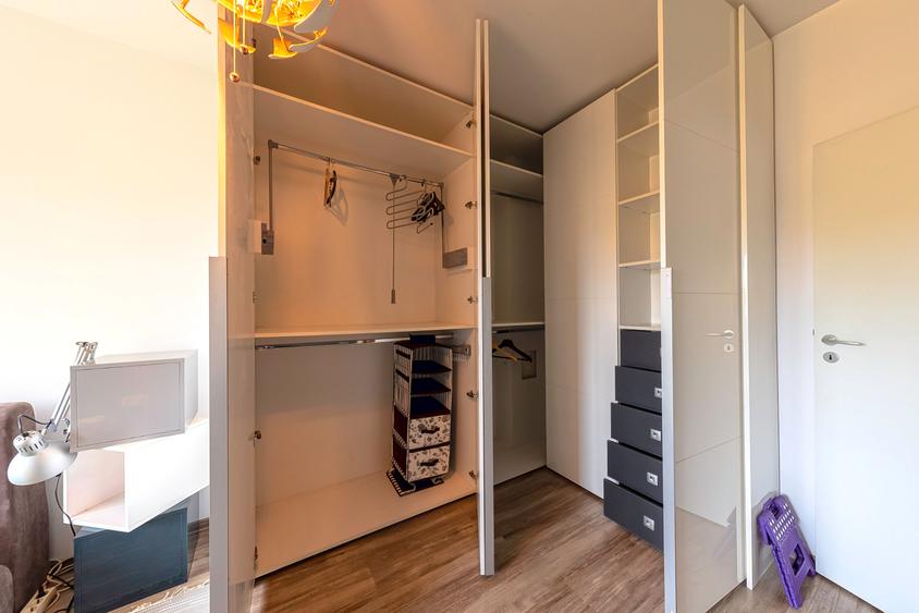 2 camere 1/5 | 57 mp | Complet mobilat și utilat | Drumul Taberei–Prel Ghencea