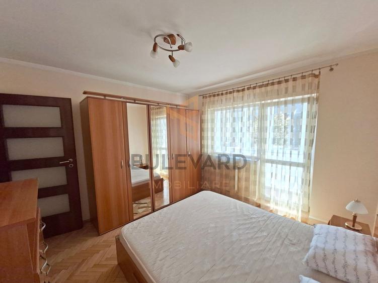 Apartament 3 camere decomandate + parcare, mijlocul strazii Titulescu!