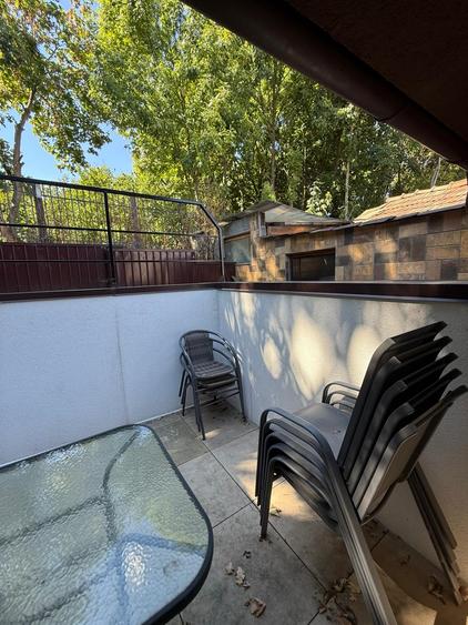 Apartament 3 camere pe 2 nivele central in vila zona Platinia