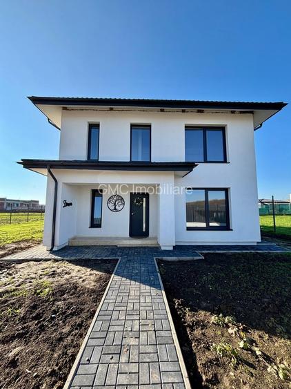 Casa la cheie - 163mp utili + teren 704 mp - cel mai mare din zona - 26
