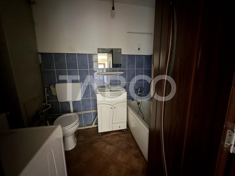 Apartament decomandat 2 camere 2 balcoane 54 mpu zona Tabacari