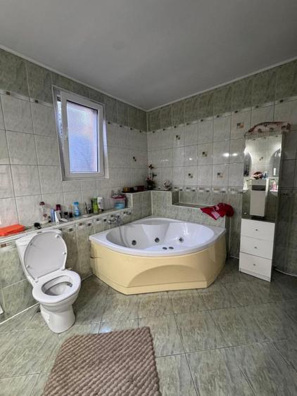Casa individuala, teren 2500mp, Siret