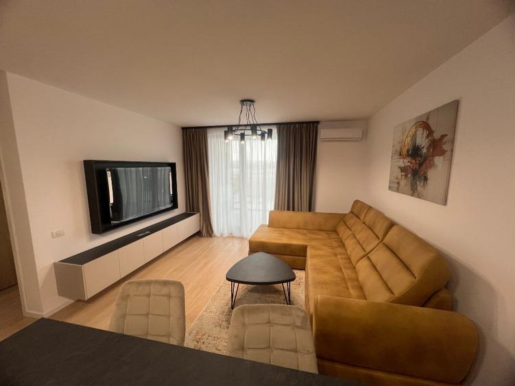 PROPRIETAR, Apart. 2 camere, bucatarie inchisa, loc de parcare
