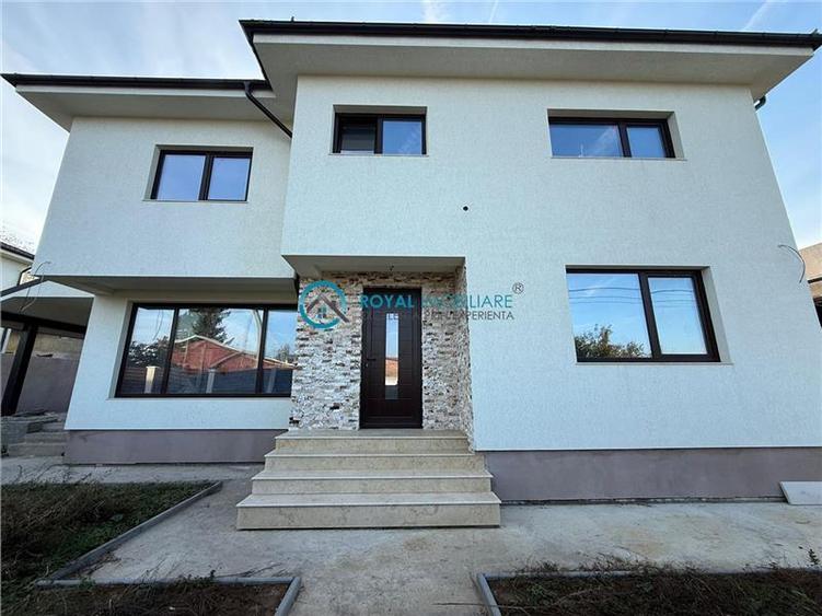Royal Imobiliare - Vanzare Vila de lux zona Paulesti