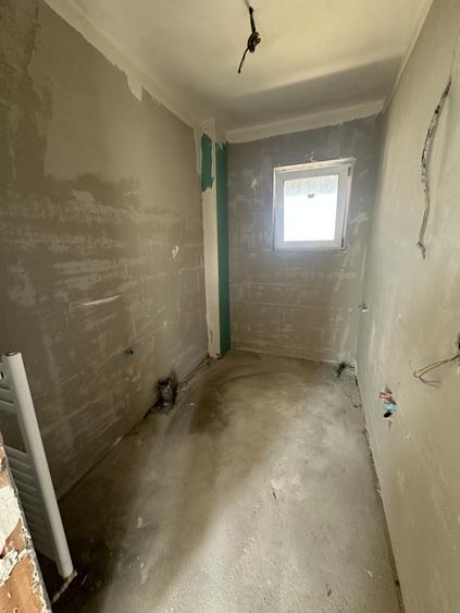 Apartament de vanzare, cu 2 camere, 42 mp, zona Garii