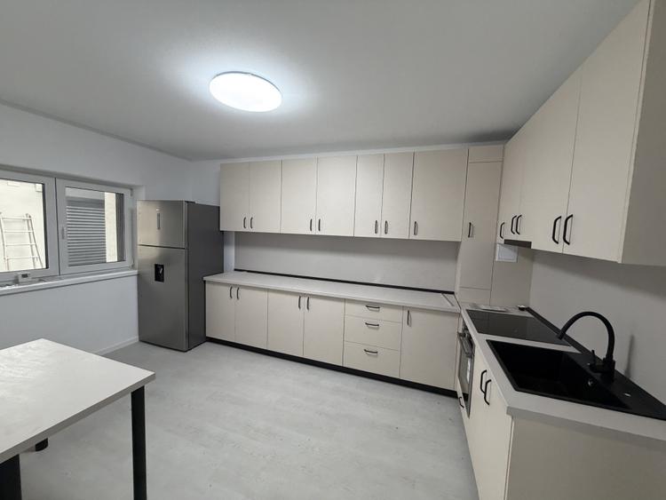 Duplex premium cu piscină | 4 camere | 111 mp utili | DEALUL FURCILOR