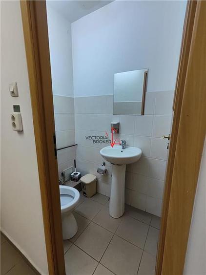 Inchiriere spatiu comercial, Intersectie Sos. Pantelimon cu Bd Ferdinand, aproap