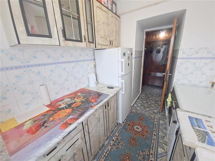 Apartament 3 camere, mobilat si utilat, zona Mioritei