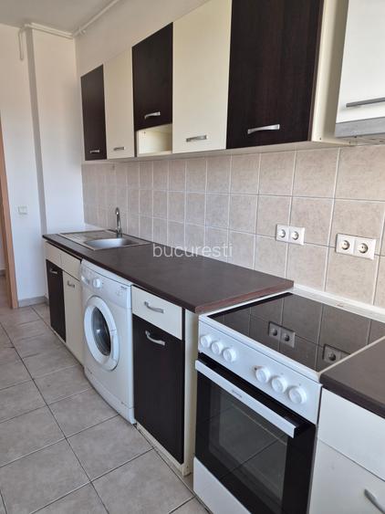 PROPRIETAR inchiriez 2 camere GHICA PLAZA - 5