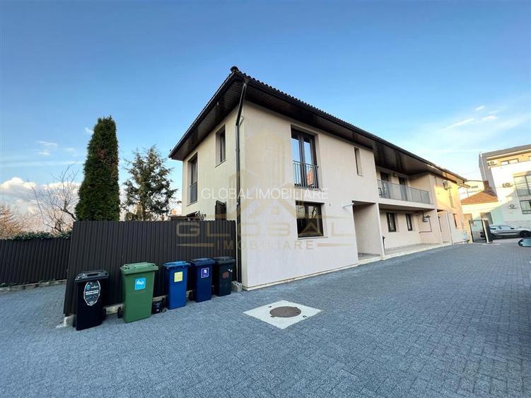 3 camere 2 NiveleTotul Nou Parcarezona Centrala str Gheorghe MarimescuUMF - 19