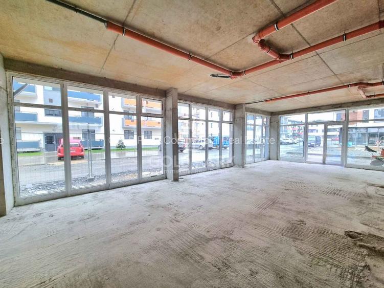 Spatiu Comercial - Zona Floresti - 100mp - Bloc Nou  - VITRINA MARE - 4