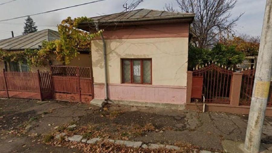Casa P - 161 mp  + Garaj + Teren 442 mp, Ramnicu Sarat