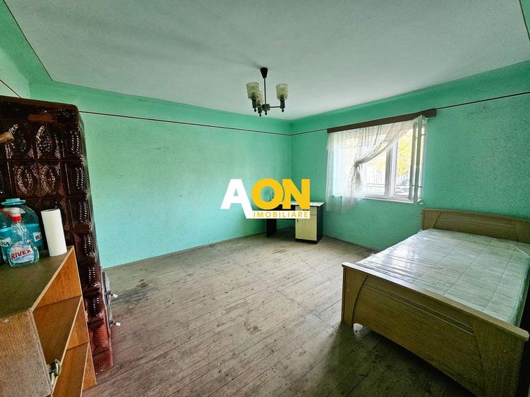 Oportunitate de investiție! 740 mp teren cu casa demolabila, Cetate