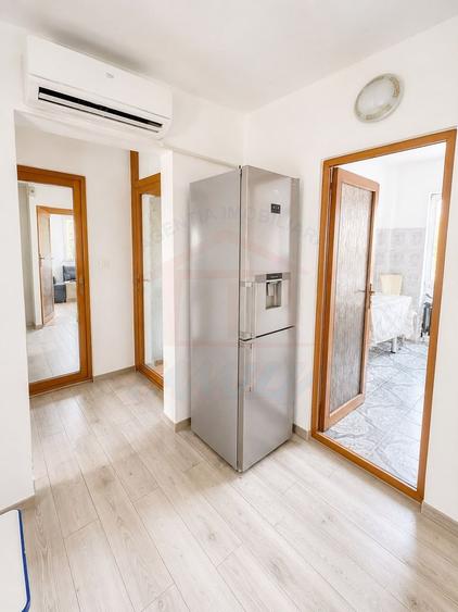 350 Euro/luna, Inchiriere apartament doua camere etaj 1 Micro21