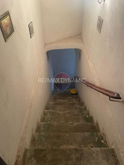 Casă cu 3 camere de vânzare în zona centrala comison 0% + garaj - 17