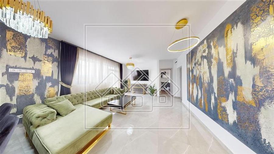 Penthouse superb cu 3 camere, 100 mp utili, terasa panoramica 110 mp