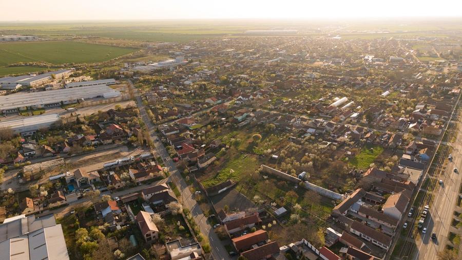 Teren intravilan 1811 mp in Aradul nou