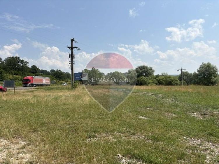 Constructie si Teren 10.000 mp | DN 13 - Hanul Bogatii-Maierus - 10