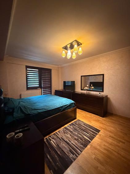 APARTAMENT LUX COPOU, 3 CAMERE, 2 BAI, TERASA FOISOR+GRADINA+2 LOCURI-ZONA COPOU