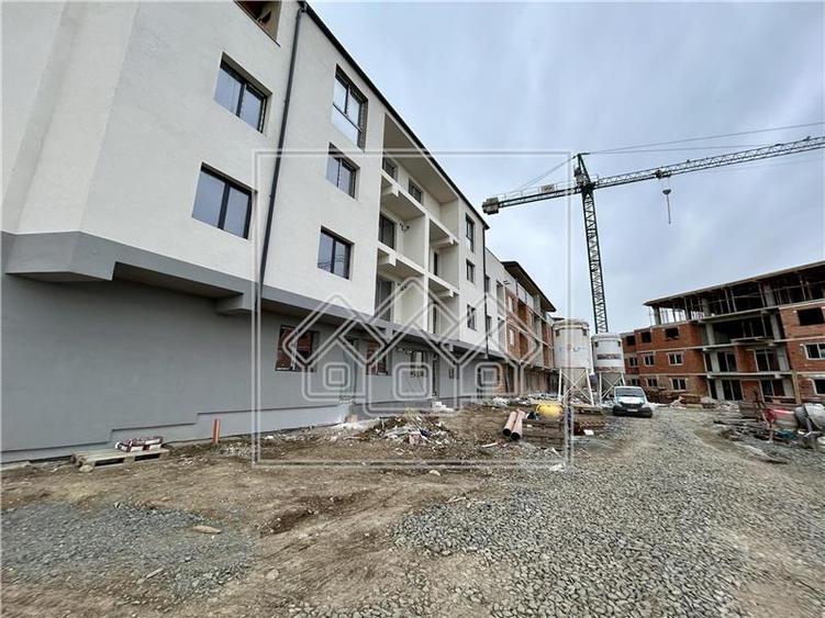 Apartament nou, 3 camere si balcon, 64 mp utili, Selimbar