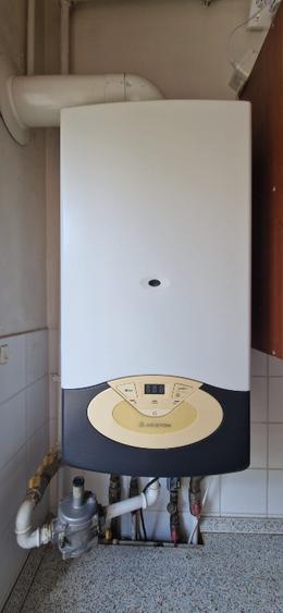 Garsonieră spațioasă, 41 mp, cu balcon incalzit amenajat ca birou – Bd Ferdinand