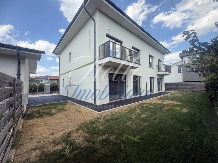 Duplex 195 mp, Teren 250 mp Floresti Zona Tineretului