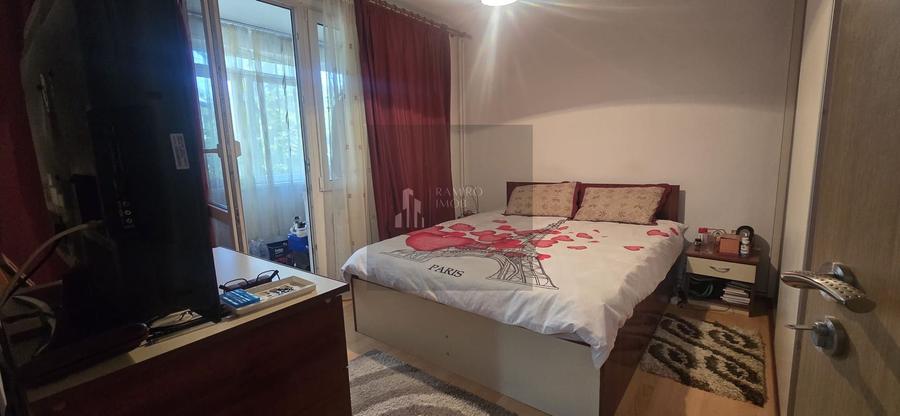 3 camere 5 minute METROU 1 DECEMBRIE/decomandat/centrala