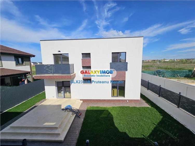 Vanzare vile de Lux de tip Mediteranean in apropriere de str Parfumulu