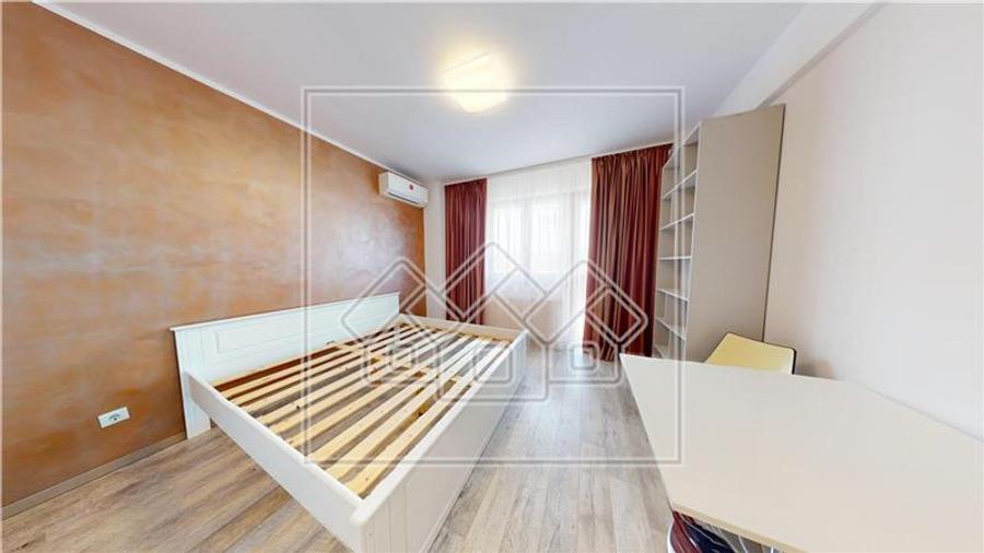 Penthouse superb in Strand, imobil premium - terase 320 mp