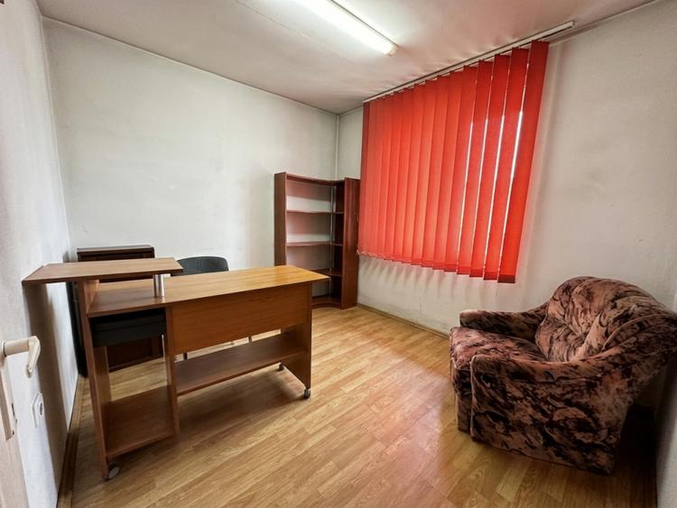 Hala de vanzare 259 mp cu teren 750 mp utilitati