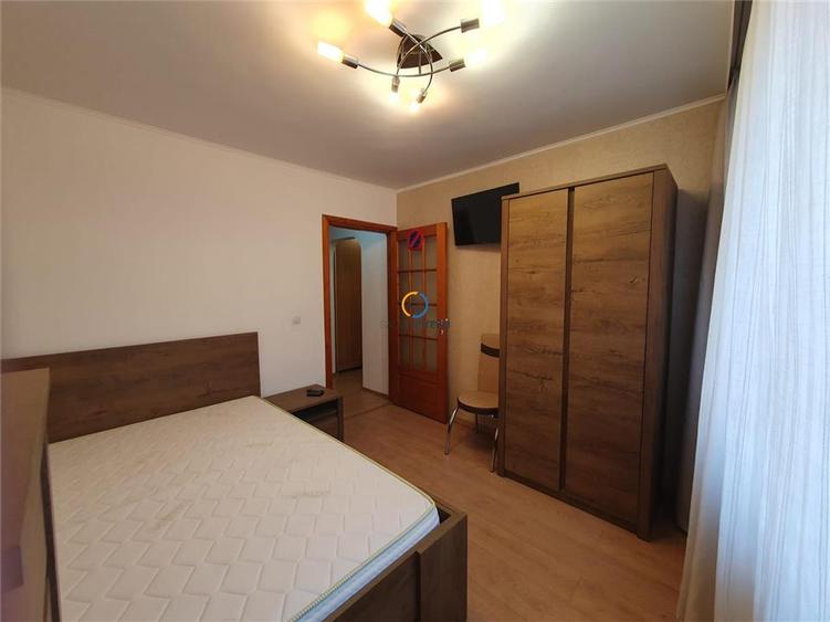 Vânzare apartament 4 camere Trivale