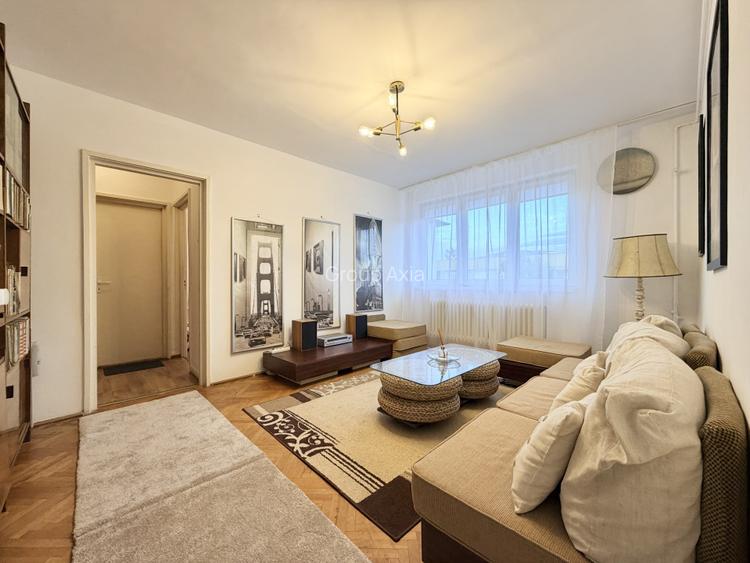 Inchiriere Apartament 2 camere, strada Unirii, zona Iulius Mall - 2