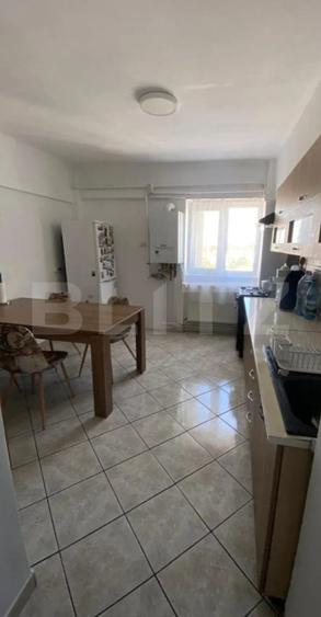 Apartament de vanzare, 3 camere, 88 mp, zona Soarelui - Satu Mare