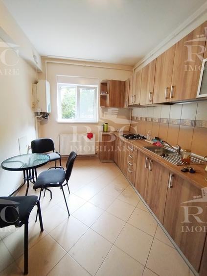 Apartament 2 camere zona Hotel Napoca