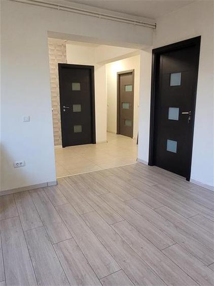 Casa Noua, Moderna, cu Teren 521 mp, Poiana