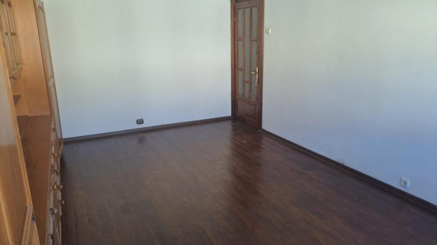 Apartament 3 camere, 70 mp, zona Garii