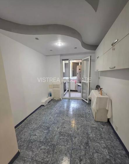 Apartament 3 camere, renovat, cu 2 băi și balcon - Titan, Sector 3 - 6