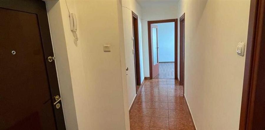 Banu Manta, apartament 2 camere decomandat, etajul 10