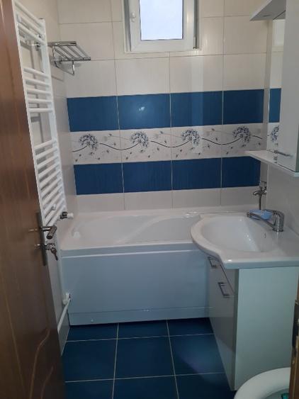Închiriez apartament 2 camere în Huși