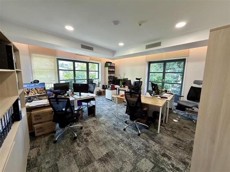 Cladire de birouri 452 mp | Floreasca | Mobilata | Curte | Parcare