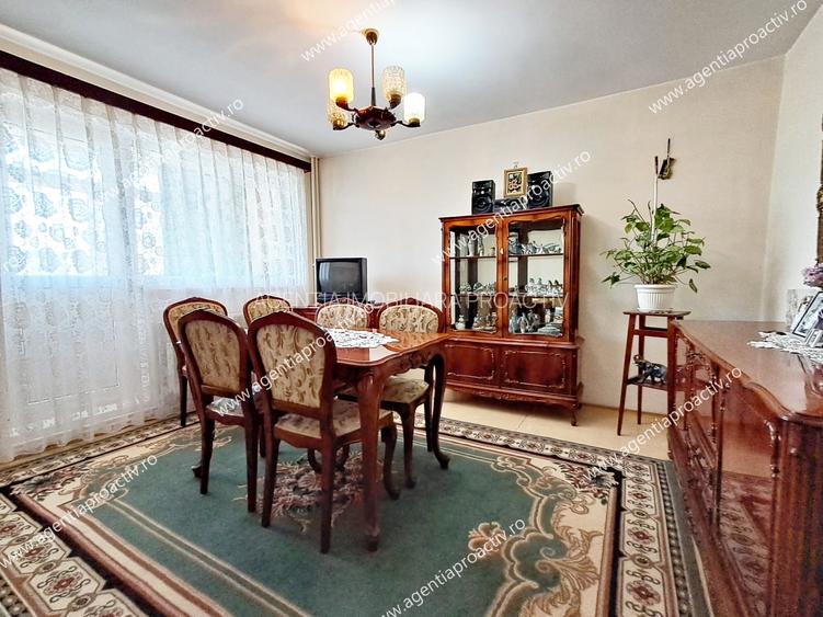 Apartament 3 camere decomandat, etaj 2, Micro 21 – centrală termica - 2