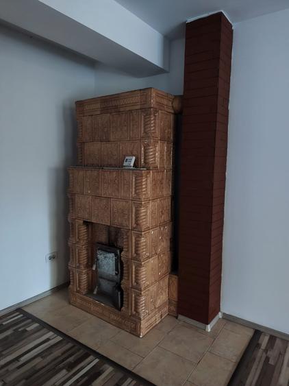FARA COMISIOANE casa cu 5 camere 2 bai P+M doar sa va mutati merita vazuta