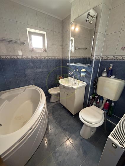 Apartament 3 camere de închiriat – Scriitorilor, Str. Ion Luca Caragiale